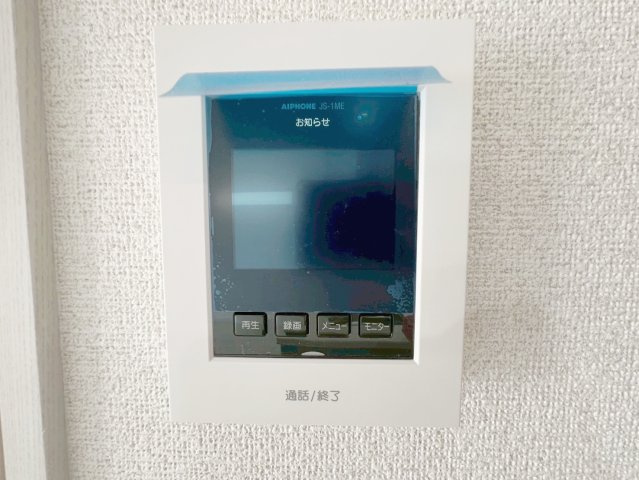 焼津市田尻北　新築戸建の設備|録画機能付です。玄関の様子も簡単に見ることができるので防犯対策にもなります♪