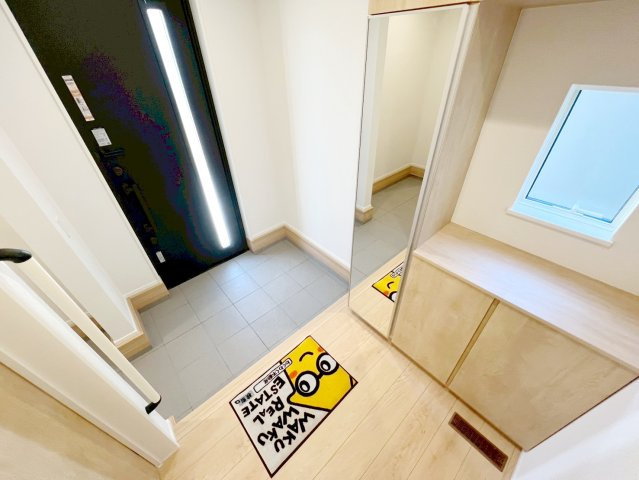 新築 焼津市石津　第1期の玄関|収納に困らない玄関です♪