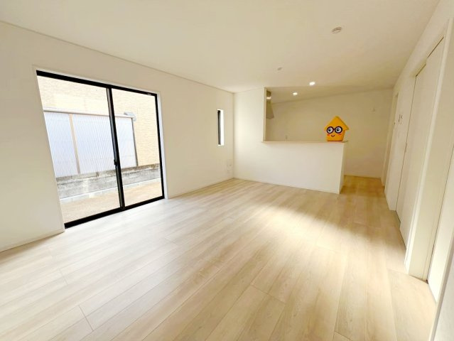 新築 戸建ての居間・リビング