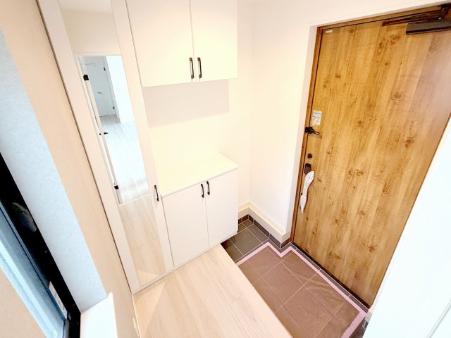 未使用戸建の玄関