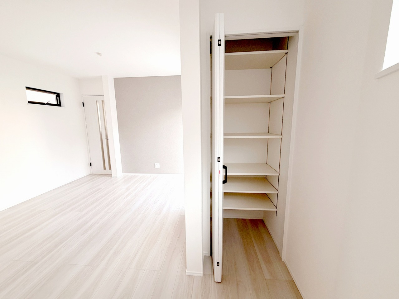 未使用戸建の収納
