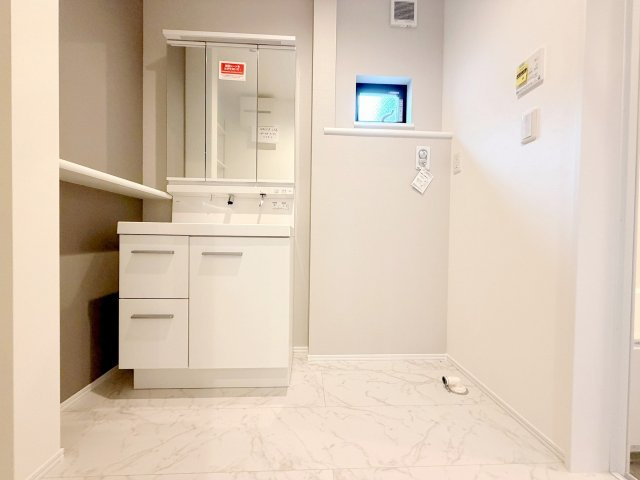 未使用戸建の独立洗面台