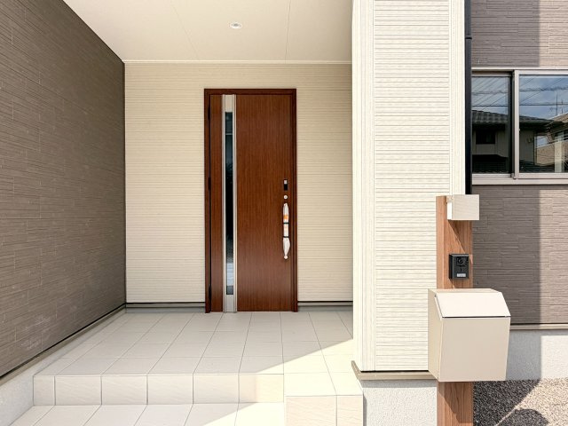 島田市金谷東　4期　新築戸建のエントランス