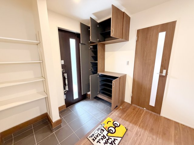 島田市金谷東　4期　新築戸建の玄関