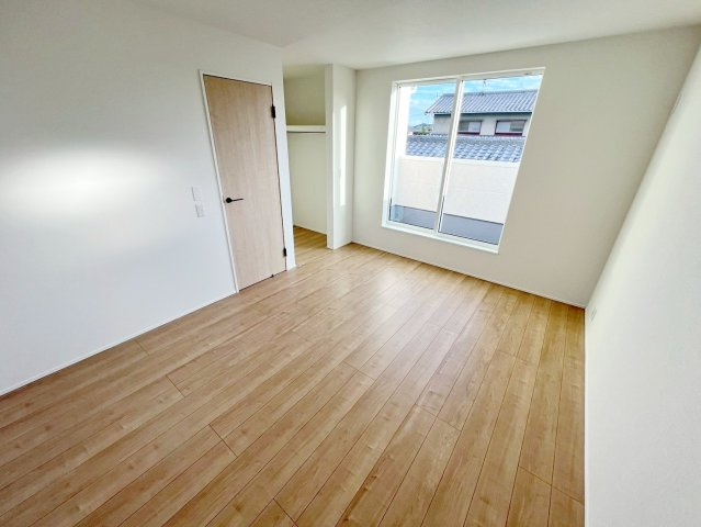 新築 島田市松葉町　第1期　限定1棟の洋室