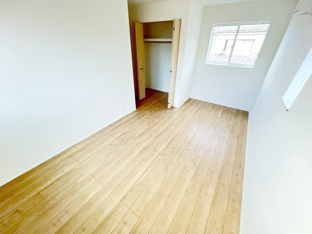 新築 島田市松葉町　第1期　限定1棟の洋室