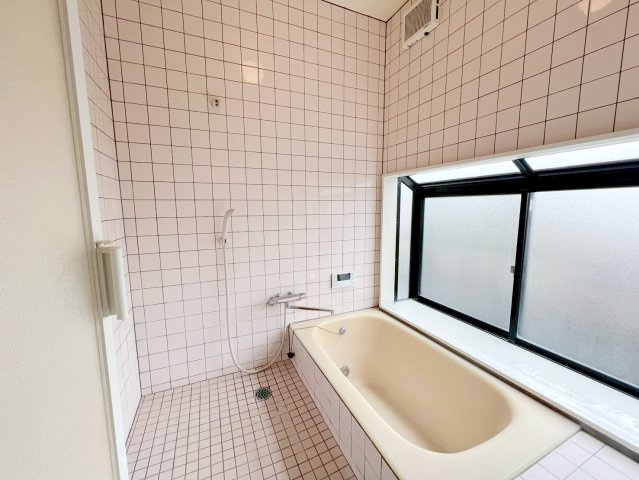 中古 戸建ての浴室