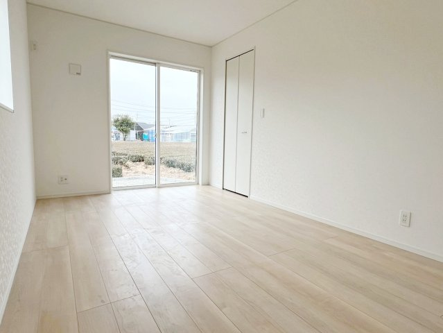 牧之原市細江　第13　　の洋室