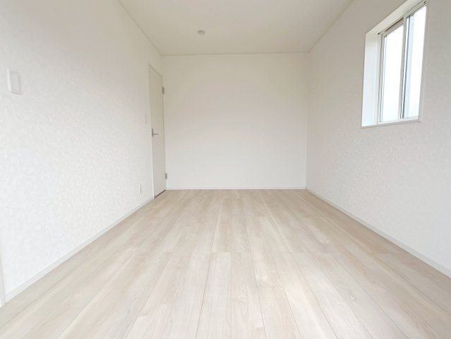 牧之原市細江　第13　　の洋室