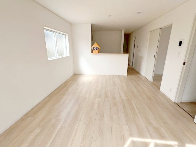 牧之原市細江　第13　　の居間・リビング