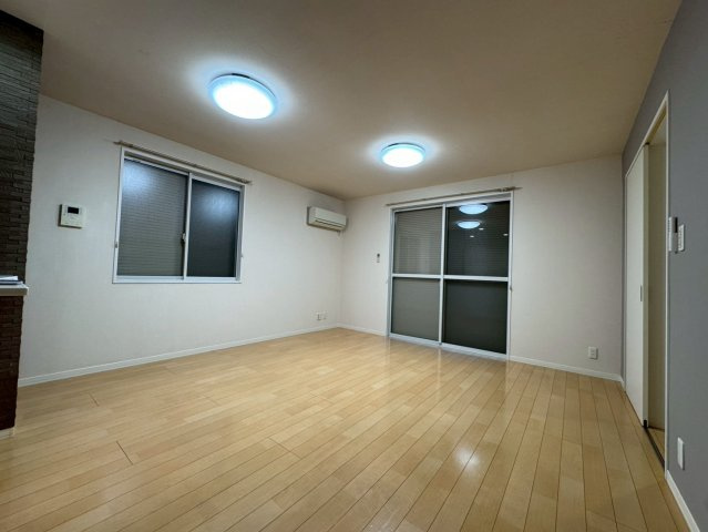 クレセオ花水木の居間・リビング