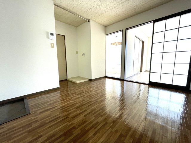 ベルテ東金の洋室