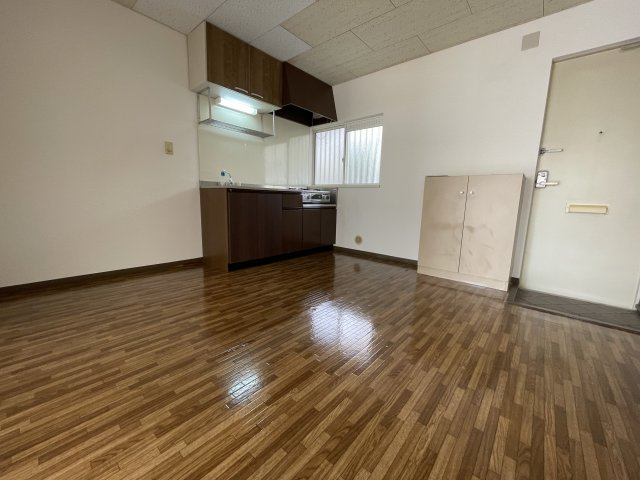 ベルテ東金の洋室