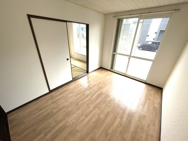 ベルテ東金の洋室