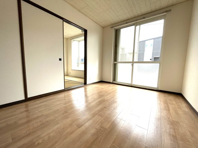 ベルテ東金の洋室