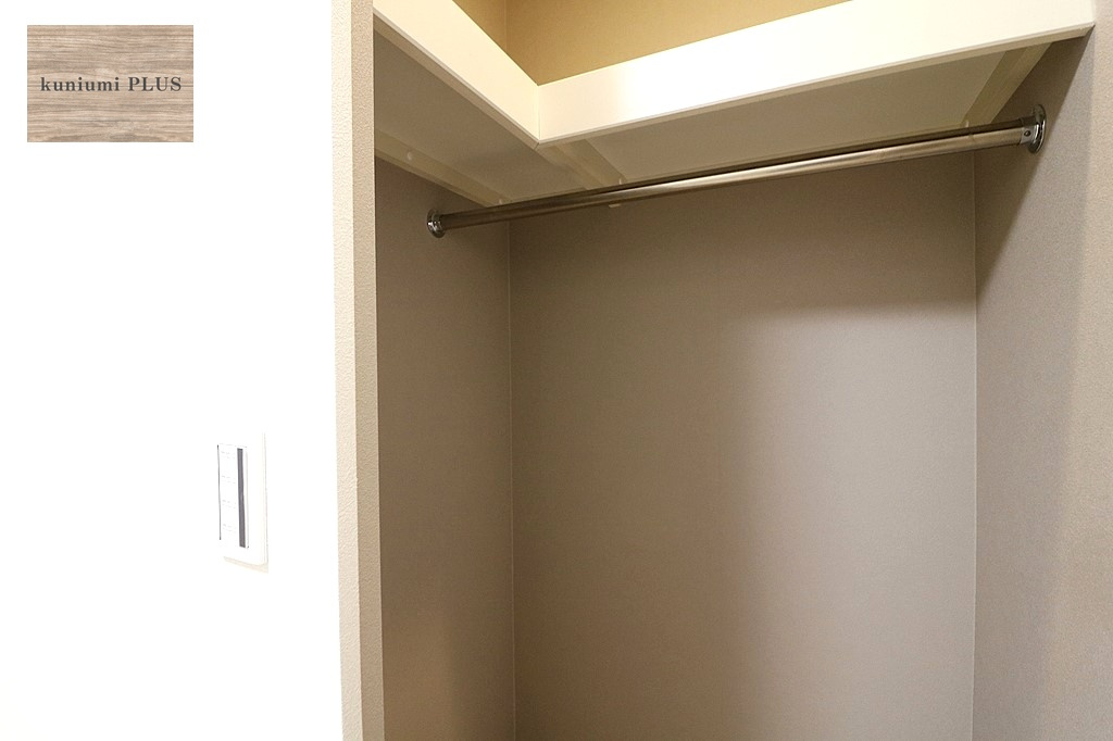 プレミスト堺筋本町ラディーナの収納