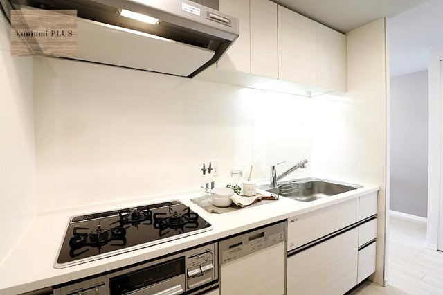 プレミスト堺筋本町ラディーナのキッチン