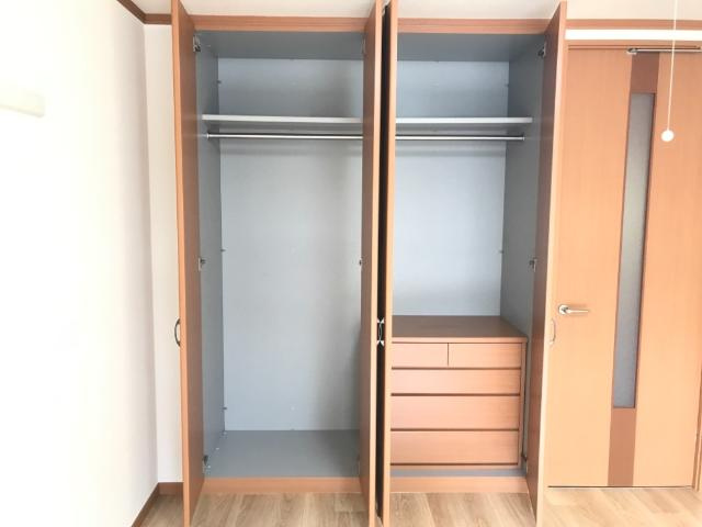 グランシャリオ一色の収納|タンス付きクローゼット