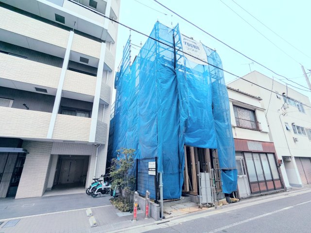 台東区竜泉３丁目の新築戸建の前面道路含む現地写真