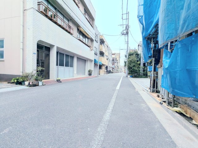 台東区竜泉３丁目の新築戸建の前面道路含む現地写真|～前面道路含む現地写真～