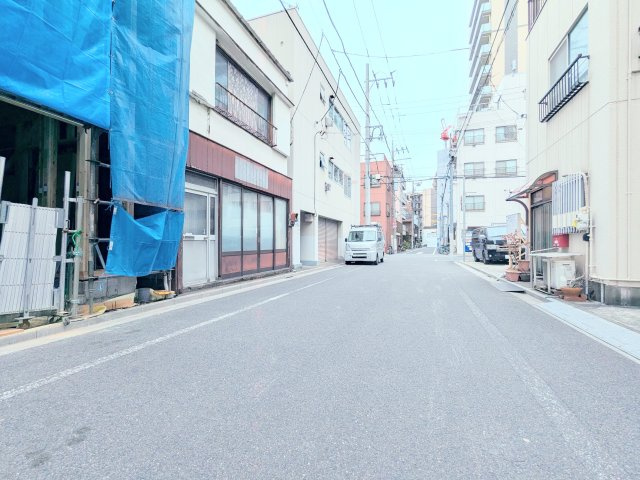台東区竜泉３丁目の新築戸建の前面道路含む現地写真|～前面道路含む現地写真～