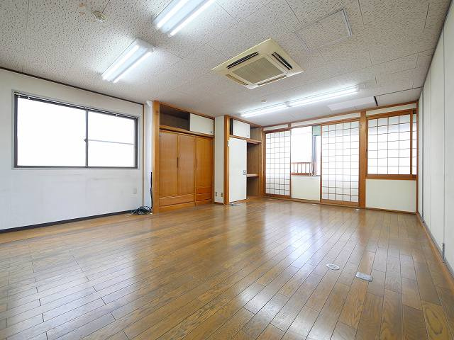 シティロイヤル富雄駅前の内装