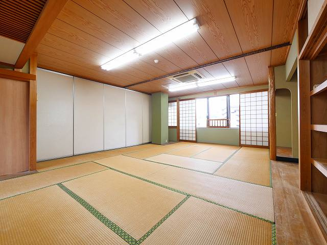 シティロイヤル富雄駅前の和室