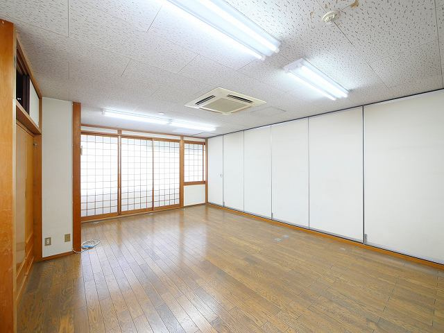 シティロイヤル富雄駅前の内装