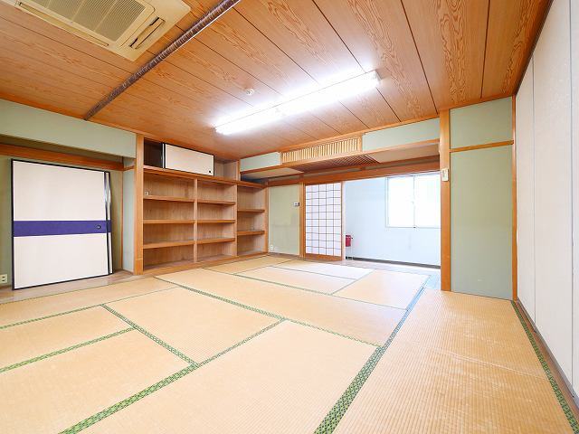 シティロイヤル富雄駅前の和室