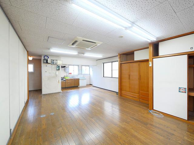シティロイヤル富雄駅前の内装