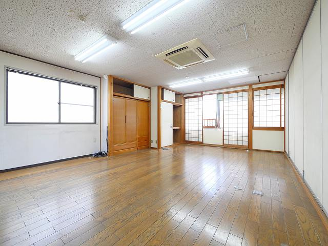 シティロイヤル富雄駅前の内装