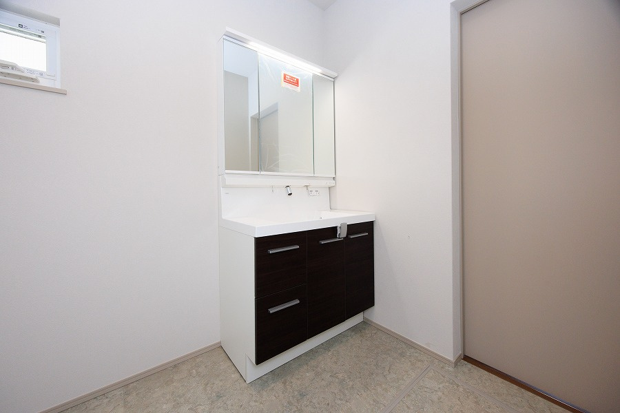 仲介手数料不要　大英産業アーキデイズ菊池郡大津町室４号地【室小・大津北中】の独立洗面台