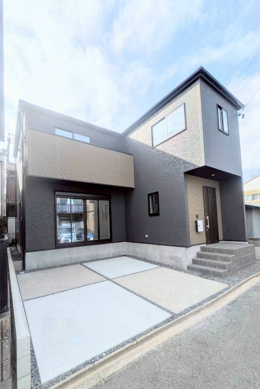 白砂町新築戸建2期の外観|キャンペーン対象物件です♪詳細は弊社ホームページもしくはスタッフまでお気軽にお問合せ下さいませ♪ お役に立てる自信があります♪