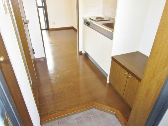 アスティーニ海田南の玄関