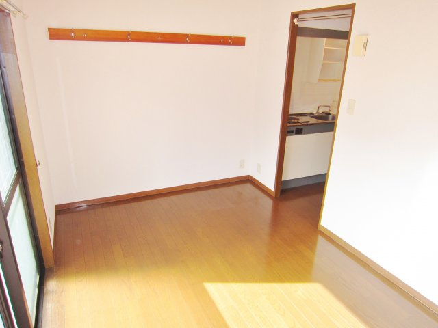 アスティーニ海田南の居間・リビング