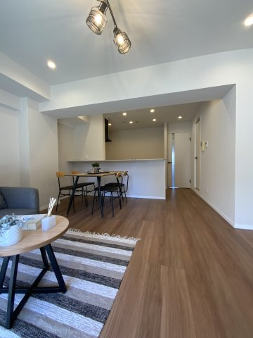 ダイアパレスかちどき橋の居間・リビング