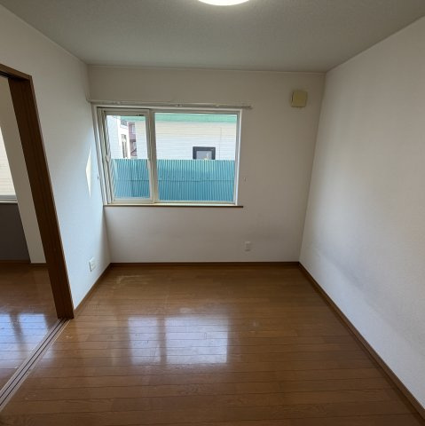 セジュール壱番館の居間・リビング