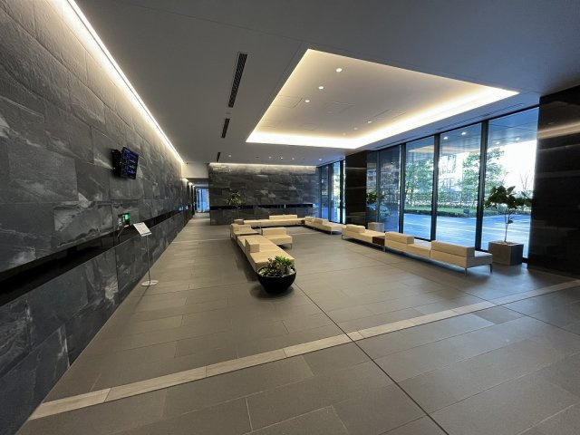 シティタワーズ東京ベイセントラルタワーのロビー