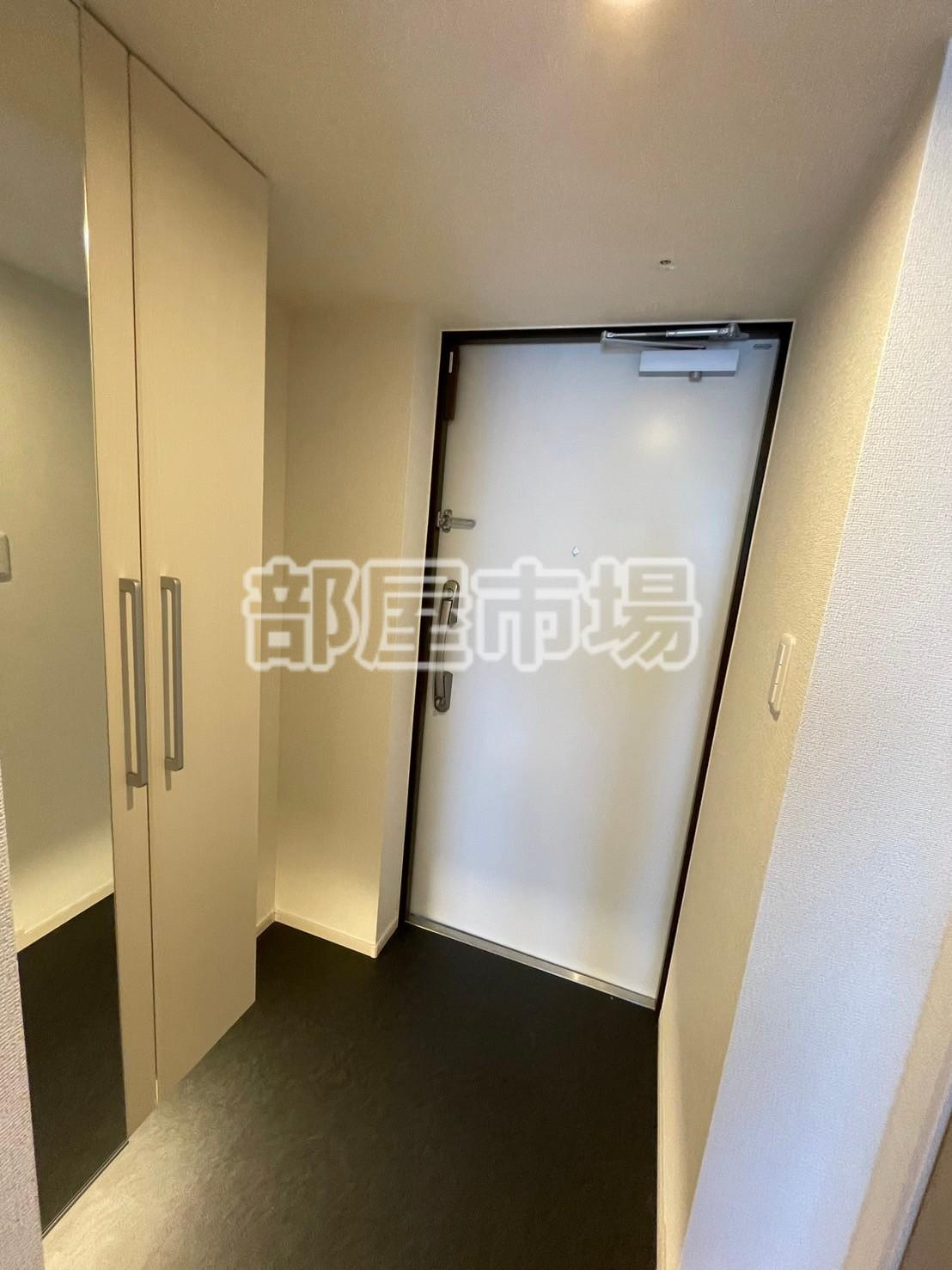 Ｅ.ステージ新御徒町の玄関