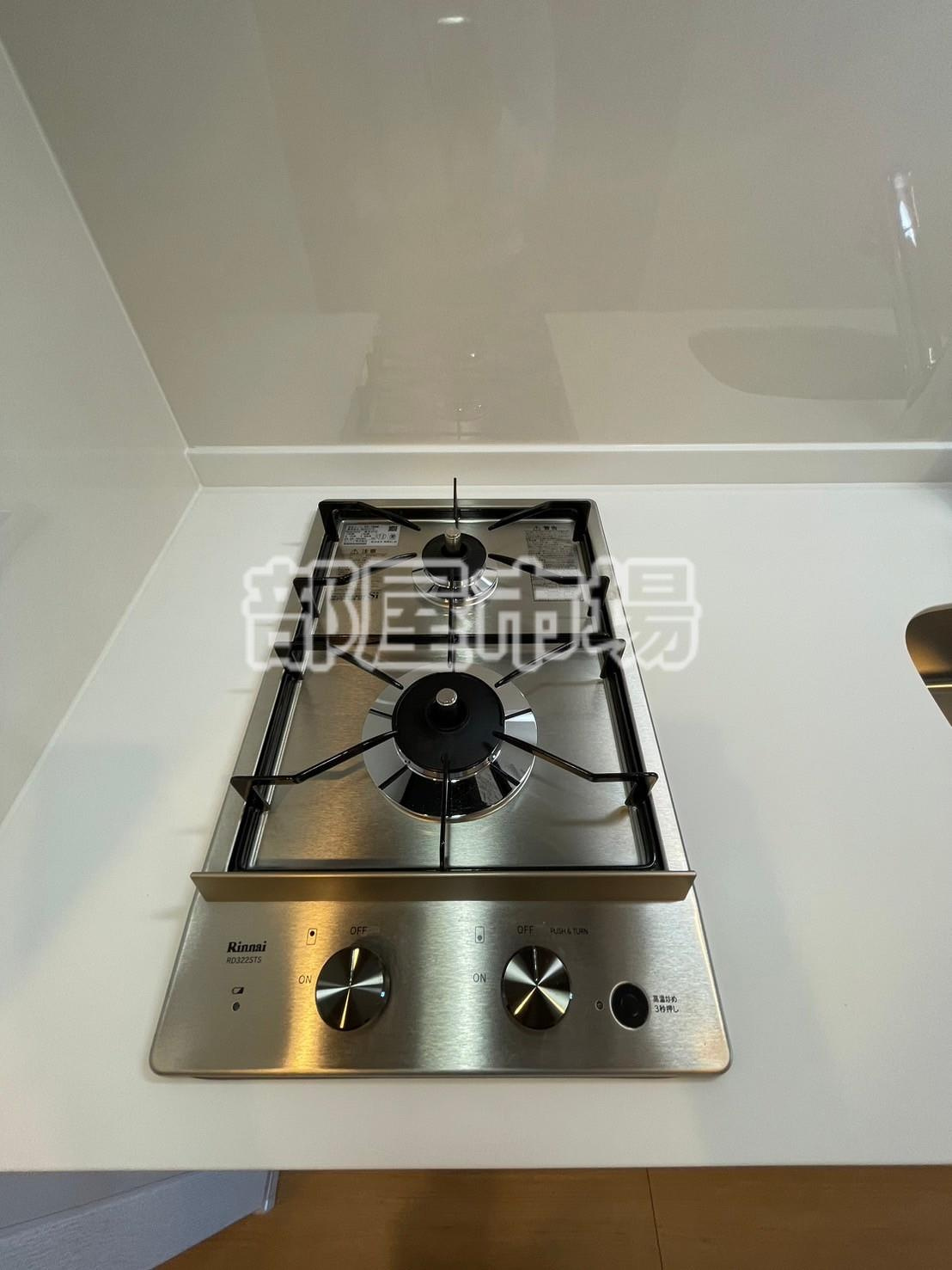 Ｅ.ステージ新御徒町のキッチン|2口ガスコンロ