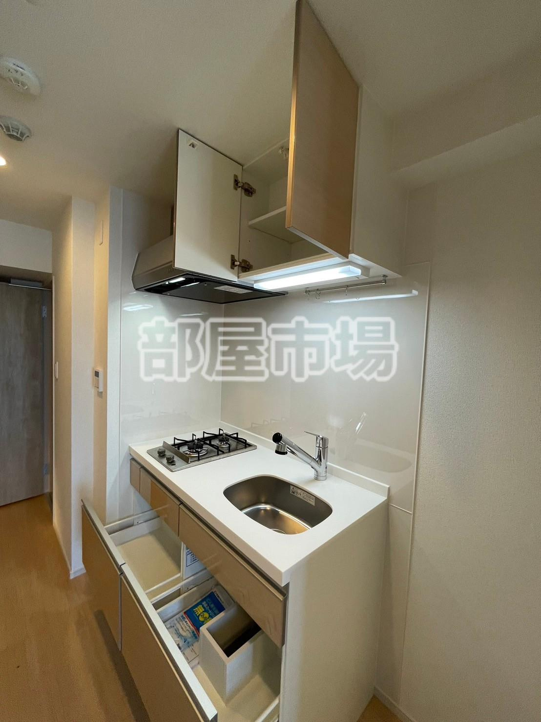 Ｅ.ステージ新御徒町のキッチン|収納