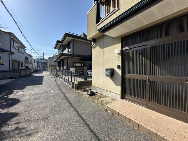 明石市山下町戸建の前面道路含む現地写真