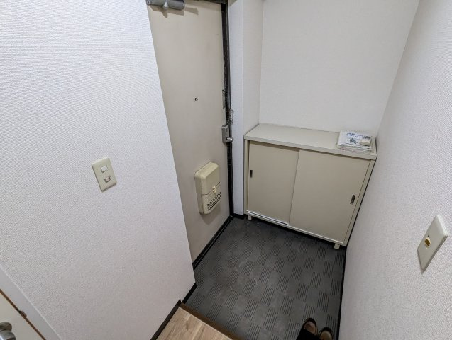 サニーハイツ清宮の玄関