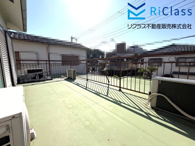 中古戸建　大阪市旭区清水１丁目のバルコニー|南西向きの採光のあるルーフバルコニーです