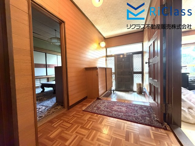 中古戸建　大阪市旭区清水１丁目の玄関|ゆったりとした玄関です