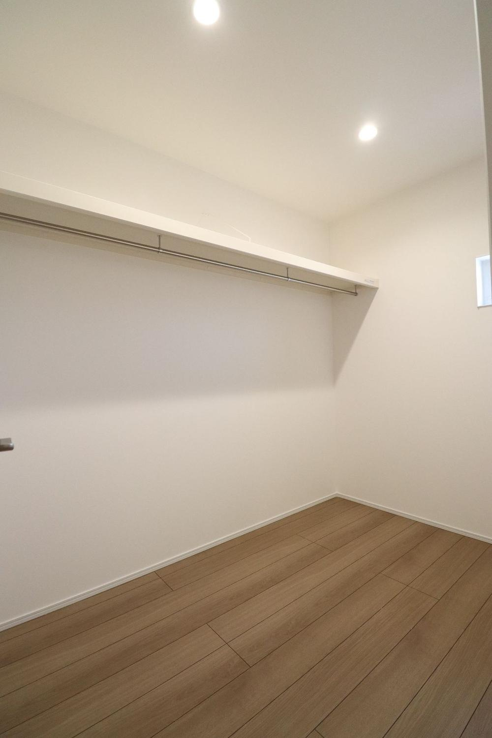 LAVIE保免上2501B の洋室