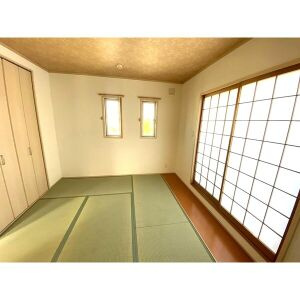 【和室】 | 三和町⼾建