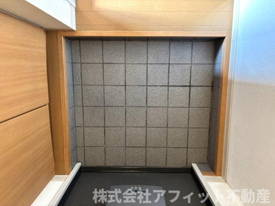 【エントランス】 | ローズタウン2番館