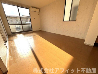 【居間・リビング】 | ローズタウン2番館