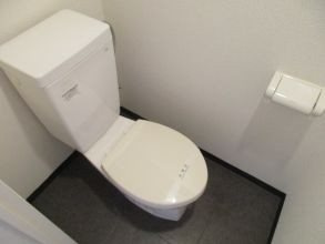 新品家具付きマンション上池袋3(KaGood東京)のトイレ